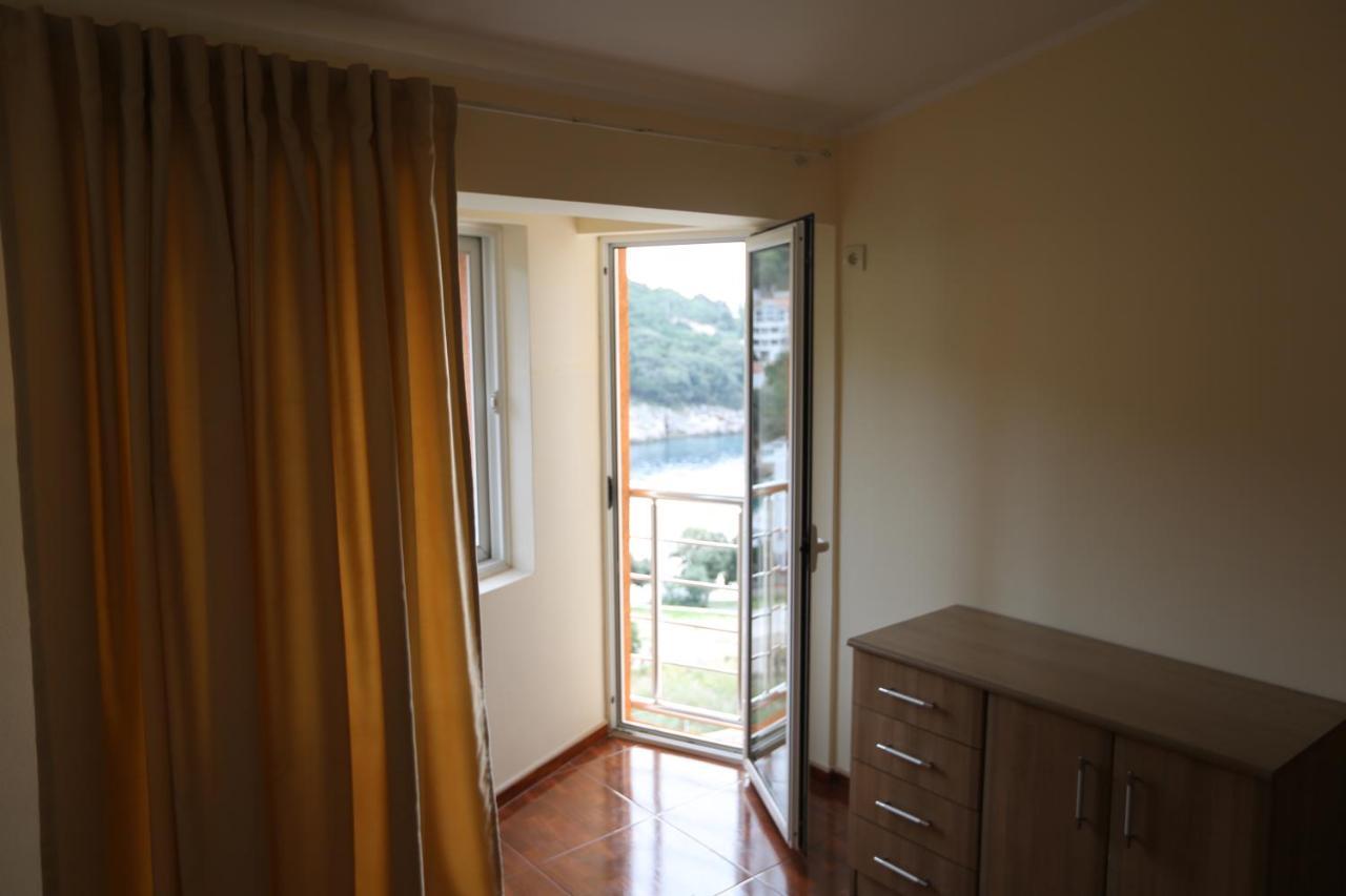 אוטייהא Kapriz Apartments מראה חיצוני תמונה